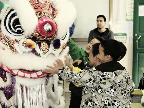 说明: C:\Users\liangcunshui\Desktop\温暖杨堤行(2)\WPS图片批量处理\DSCF9195.jpgDSCF9195