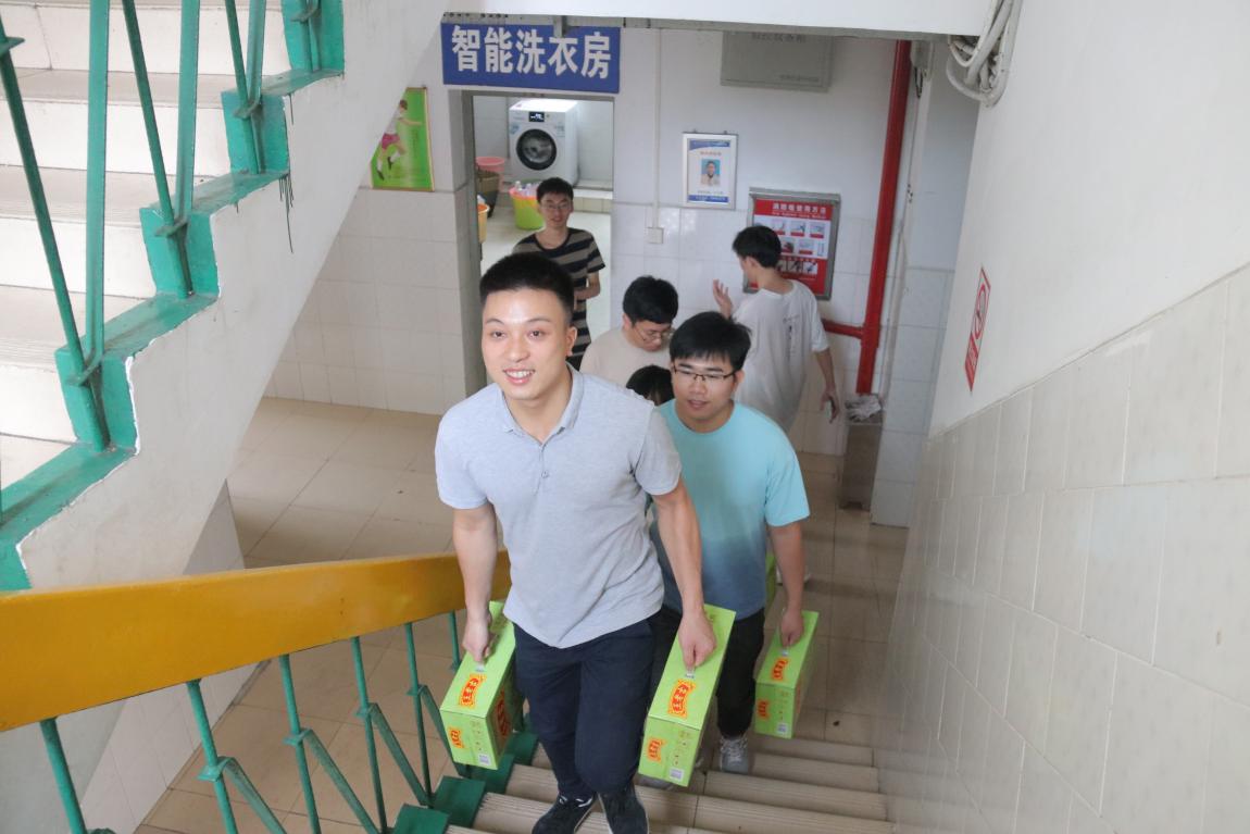 6658E145EF6C32DE5CE064BA67715574